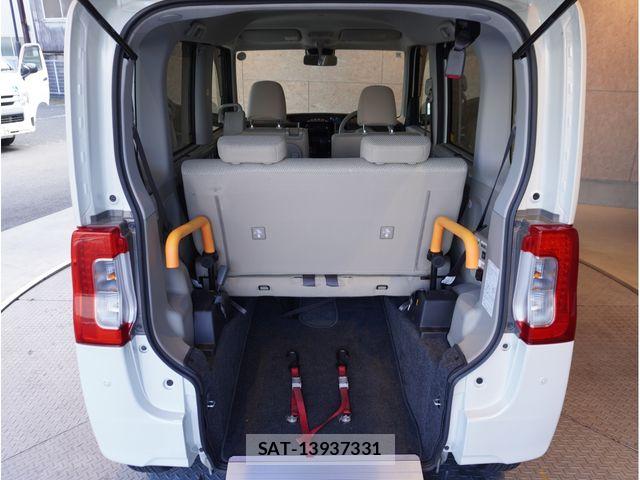 Daihatsu TANTO 2018-09 7981258-18