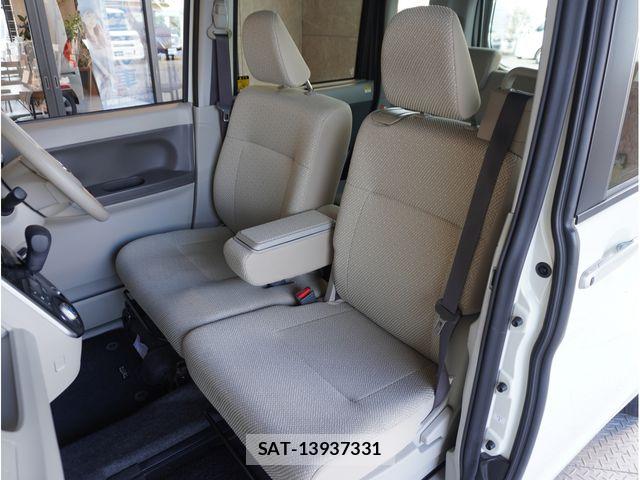 Daihatsu TANTO 2018-09 7981258-20