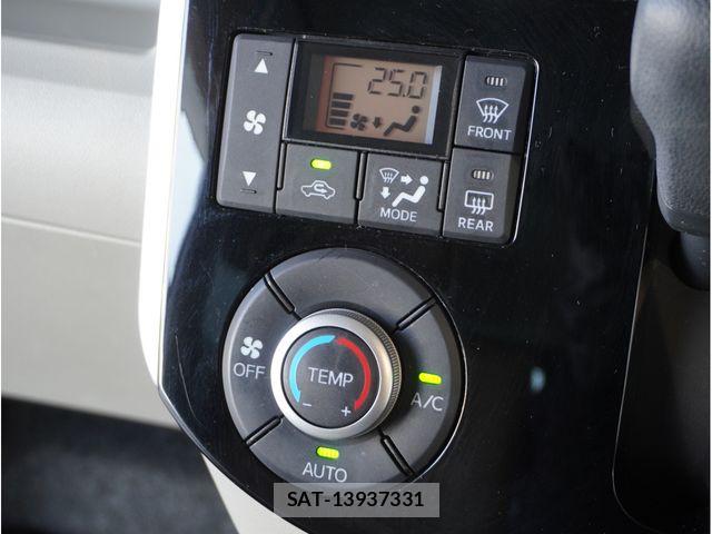 Daihatsu TANTO 2018-09 7981258-24
