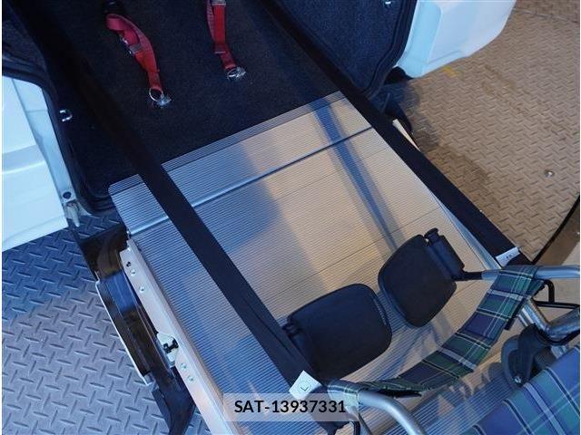 Daihatsu TANTO 2018-09 7981258-7
