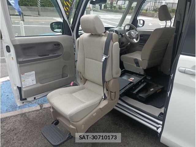 Daihatsu TANTO 2019-02 7981263-16