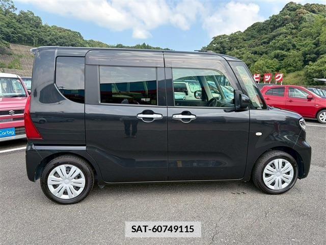 Daihatsu TANTO 2022-05 7981256-9