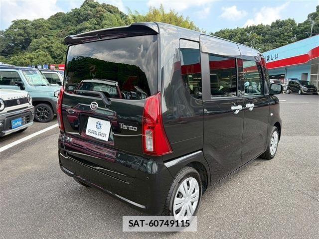 Daihatsu TANTO 2022-05 7981256-5