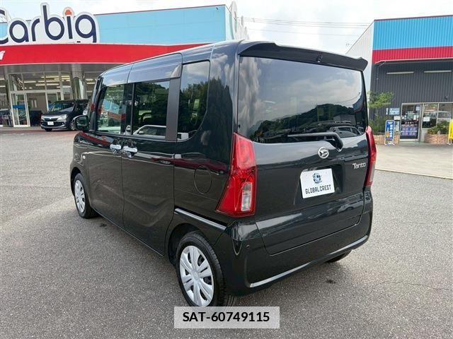 Daihatsu TANTO 2022-05 7981256-7