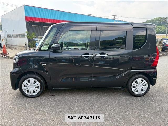 Daihatsu TANTO 2022-05 7981256-8