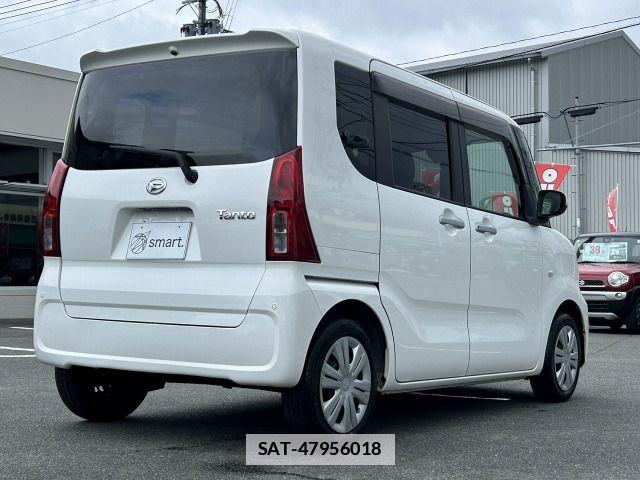 Daihatsu TANTO 2021-05 7981262-8