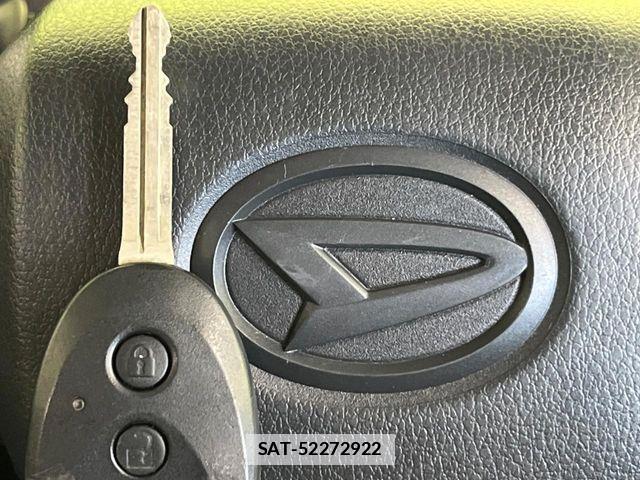 Daihatsu TANTO 2021-05 7981260-6