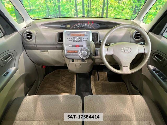 Daihatsu TANTO 2012-02 7981266-1