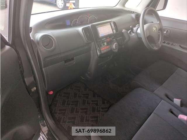 Daihatsu TANTO 2013-08 7981264-7