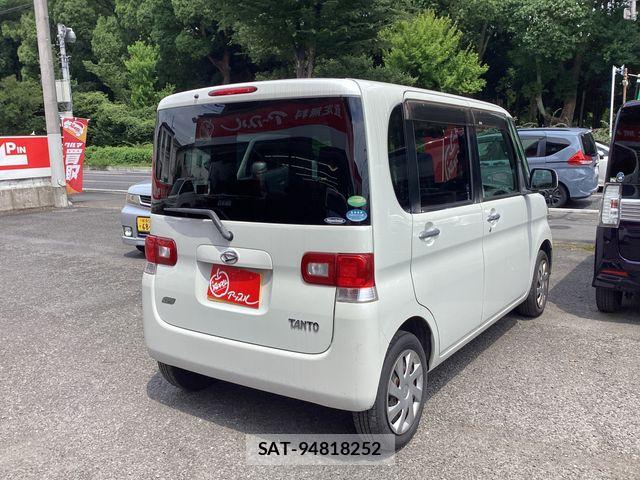 Daihatsu TANTO 2012-04 8038667-2