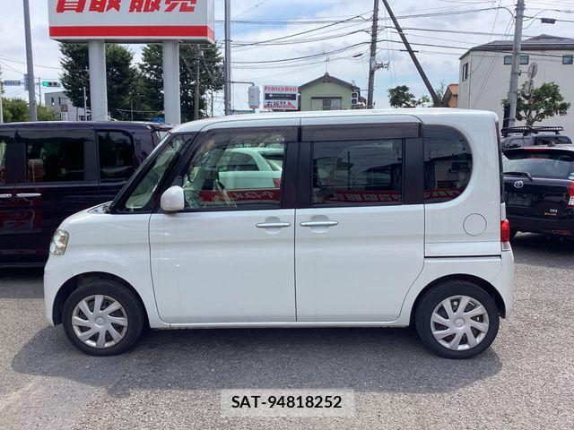 Daihatsu TANTO 2012-04 8038667-4