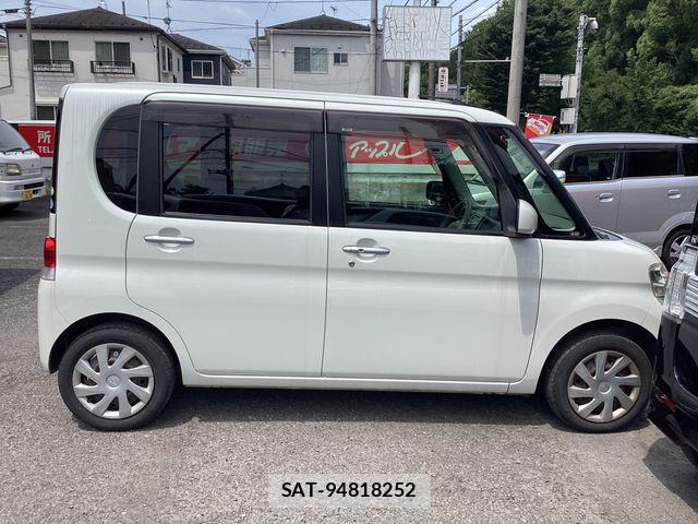 Daihatsu TANTO 2012-04 8038667-5