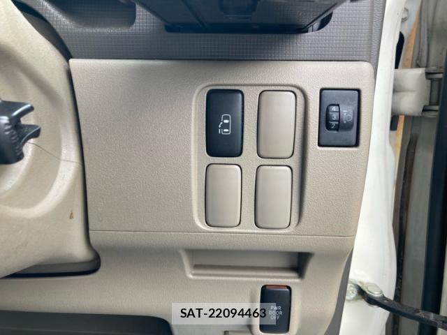 Daihatsu TANTO 2010-12 8038676-10