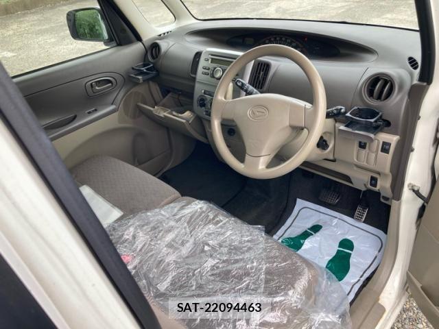 Daihatsu TANTO 2010-12 8038676-8