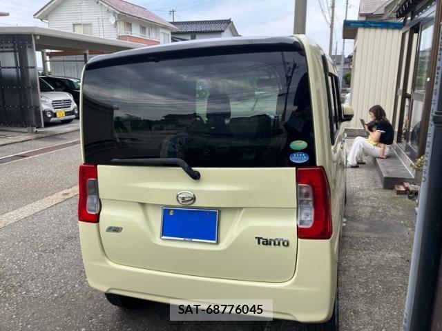 Daihatsu TANTO 2013-12 8038660-1