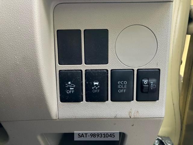 Daihatsu TANTO 2014-12 8038664-17