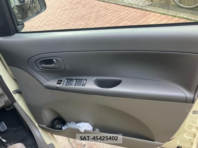Daihatsu TANTO 2010-03 8038671-9