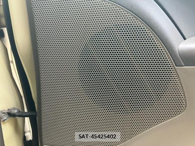 Daihatsu TANTO 2010-03 8038671-13