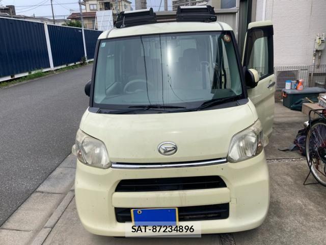 Daihatsu TANTO 2013-11 8038670-0
