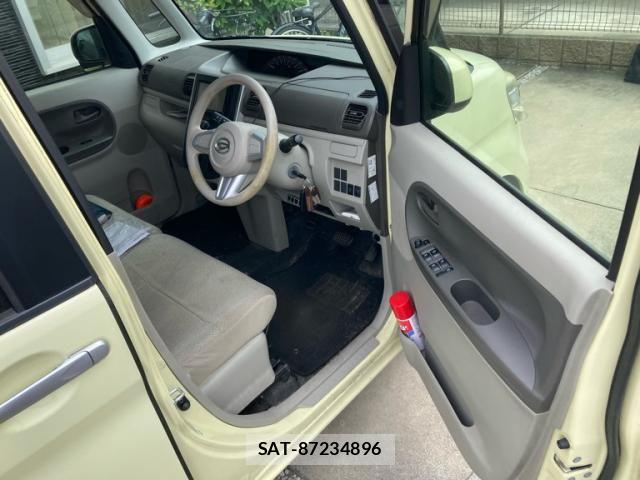 Daihatsu TANTO 2013-11 8038670-12