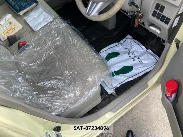 Daihatsu TANTO 2013-11 8038670-17