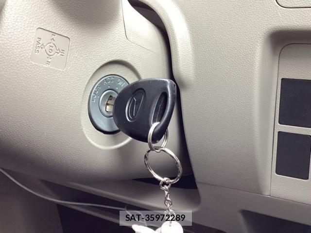 Daihatsu TANTO 2016-10 8038653-19