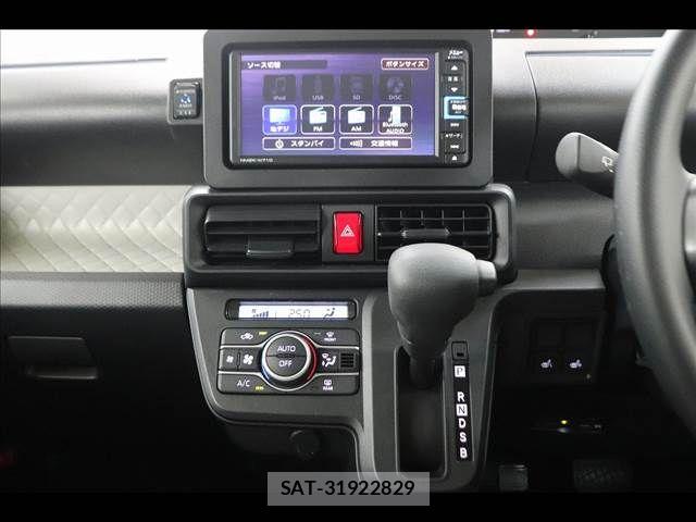 Daihatsu TANTO 2021-02 8038645-1