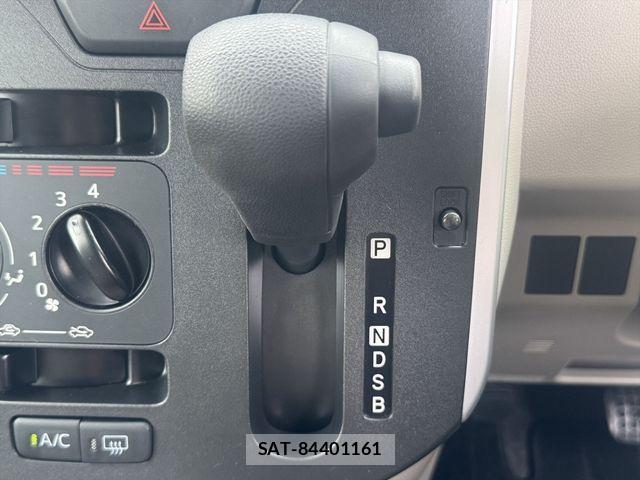 Daihatsu TANTO 2017-08 8038654-23