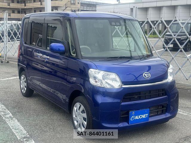 Daihatsu TANTO 2017-08 8038654-2