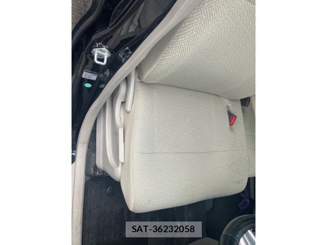 Daihatsu TANTO 2015-07 8038659-11