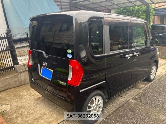 Daihatsu TANTO 2015-07 8038659-3
