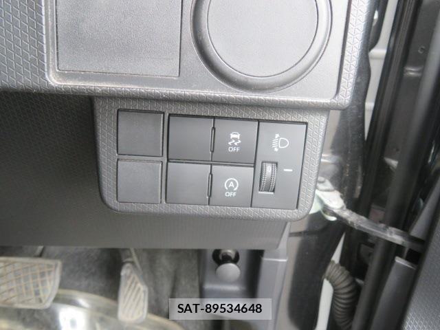 Daihatsu TANTO 2022-10 8038649-11