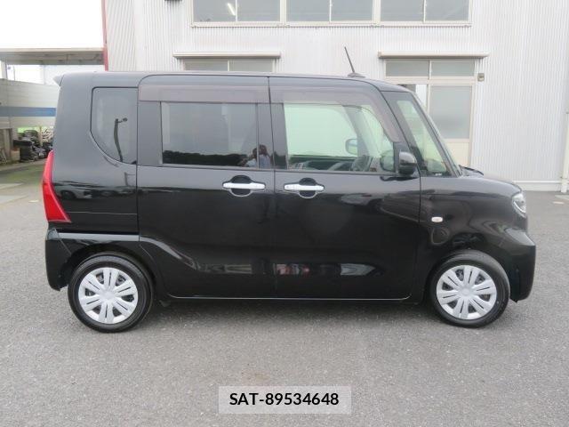 Daihatsu TANTO 2022-10 8038649-3