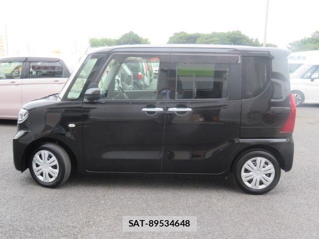 Daihatsu TANTO 2022-10 8038649-5