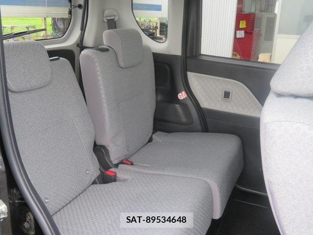Daihatsu TANTO 2022-10 8038649-6