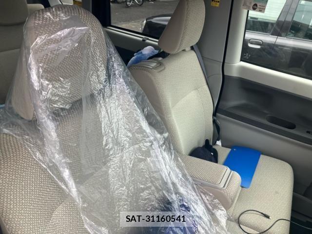 Daihatsu TANTO 2013-11 8038663-15