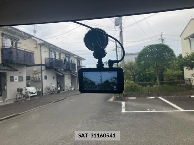 Daihatsu TANTO 2013-11 8038663-25