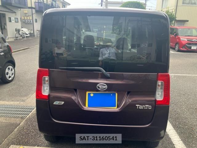Daihatsu TANTO 2013-11 8038663-5