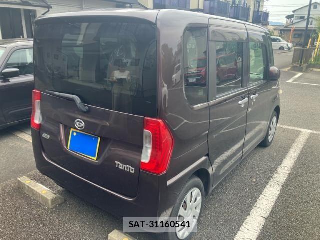 Daihatsu TANTO 2013-11 8038663-6