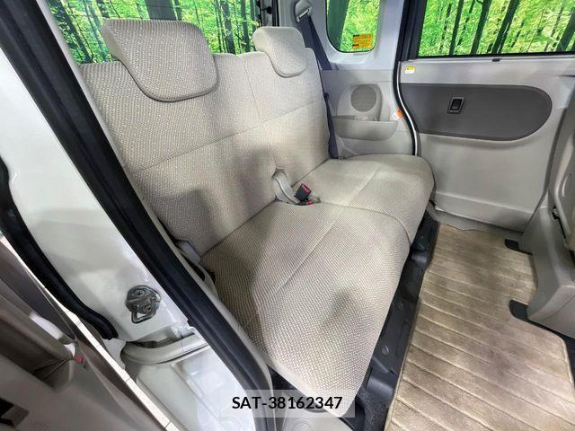 Daihatsu TANTO 2014-11 8038656-8