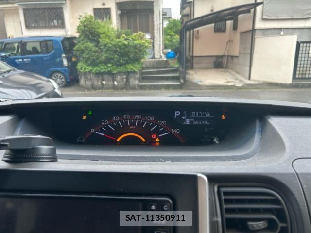 Daihatsu TANTO 2015-09 8038658-12