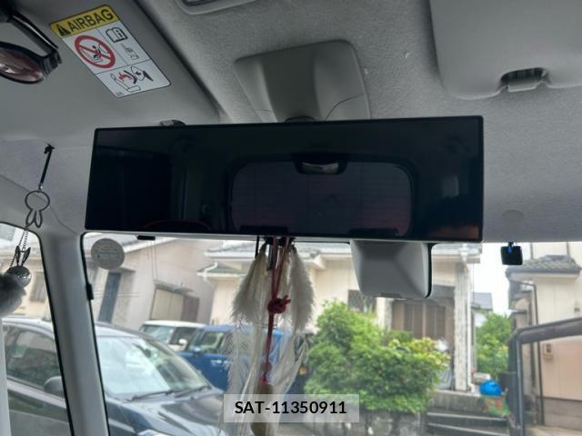 Daihatsu TANTO 2015-09 8038658-16