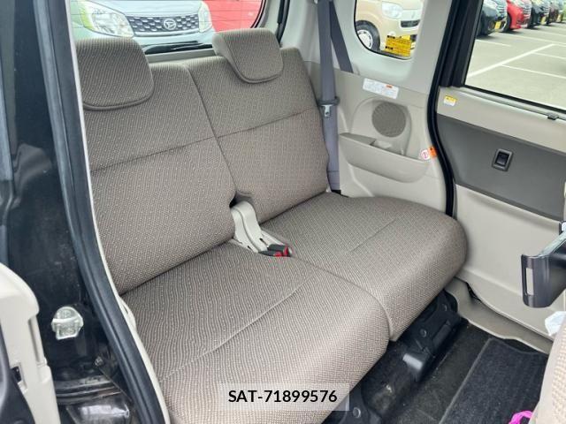 Daihatsu TANTO 2018-04 8038661-15