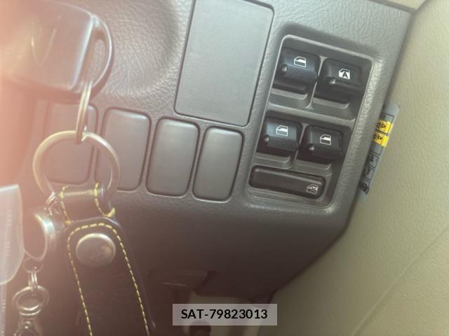 Daihatsu TANTO 2004-06 8038677-11
