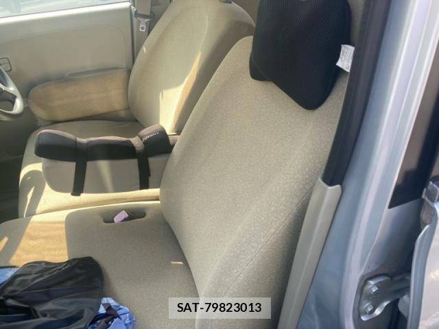 Daihatsu TANTO 2004-06 8038677-5