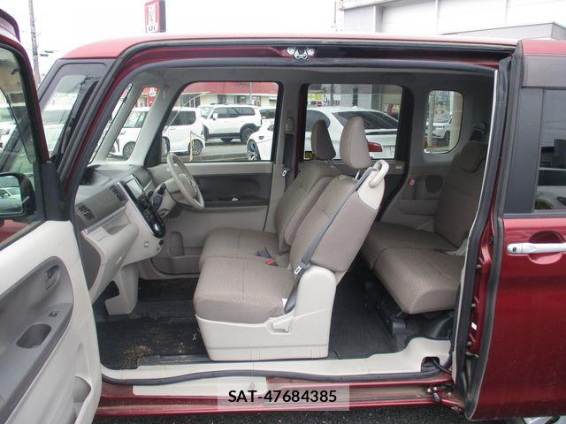Daihatsu TANTO 2017-07 8038655-10