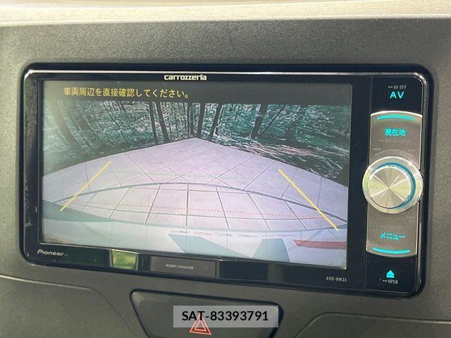 Daihatsu TANTO 2015-09 8075857-3