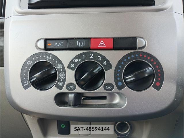 Daihatsu TANTO 2012-02 8075856-12