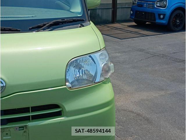Daihatsu TANTO 2012-02 8075856-23