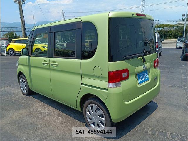 Daihatsu TANTO 2012-02 8075856-5
